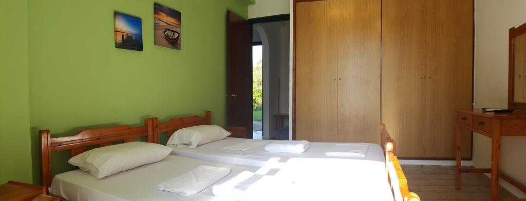 Sunny Dreams Apartments Іпсос Екстер'єр фото